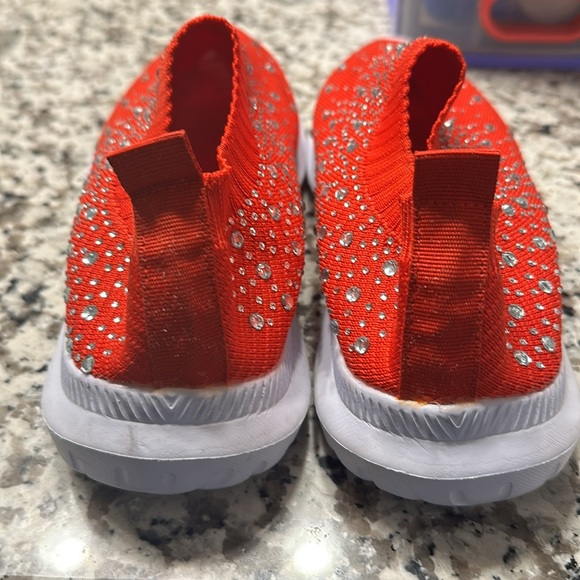 Women’s Shoes - Picture 2 of 4